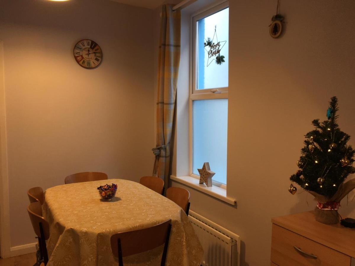Causeway Street Holiday House Self Catering-Portrush Exteriör bild